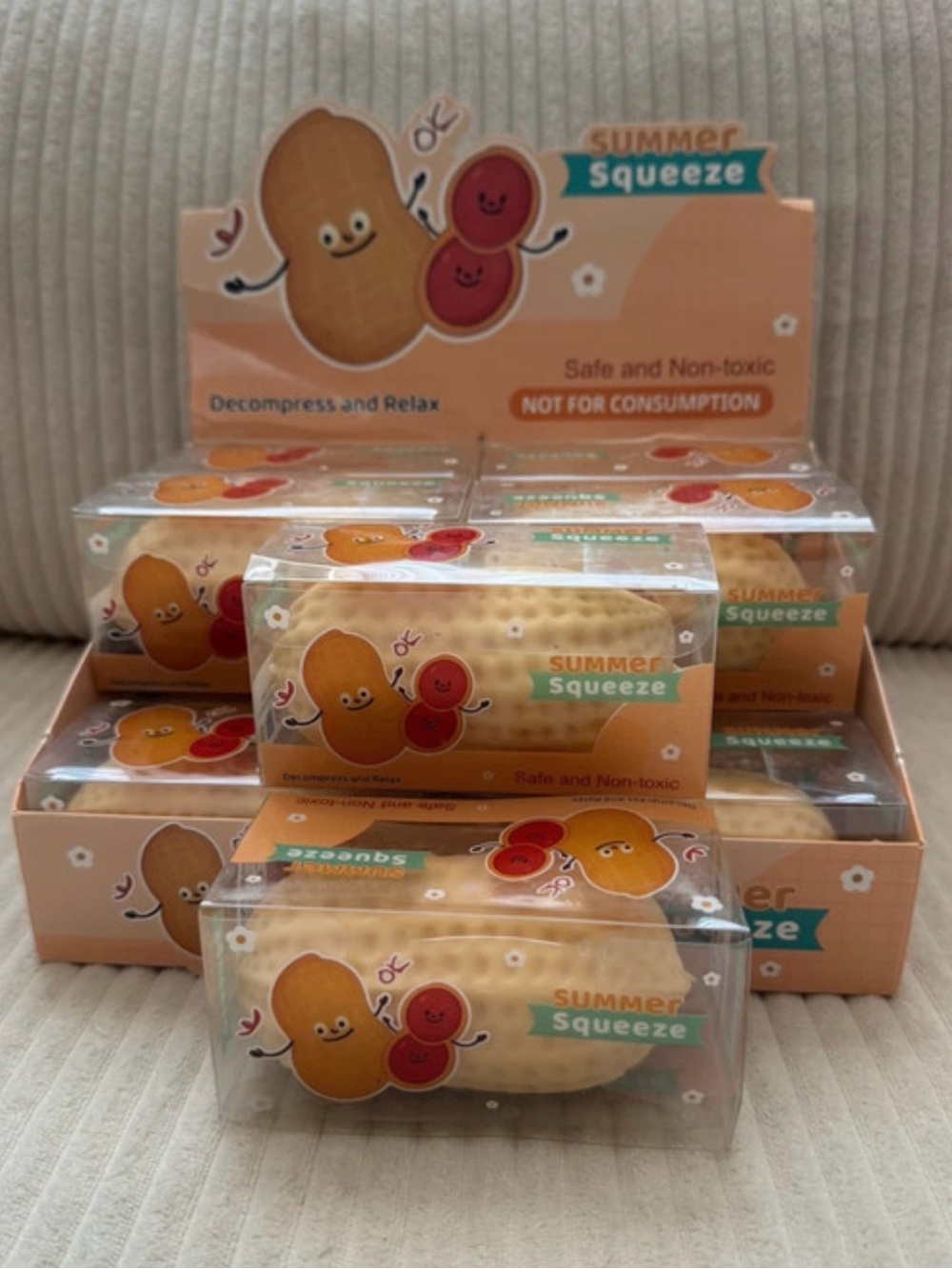 1Pc Crunchy Peanut Squishy.